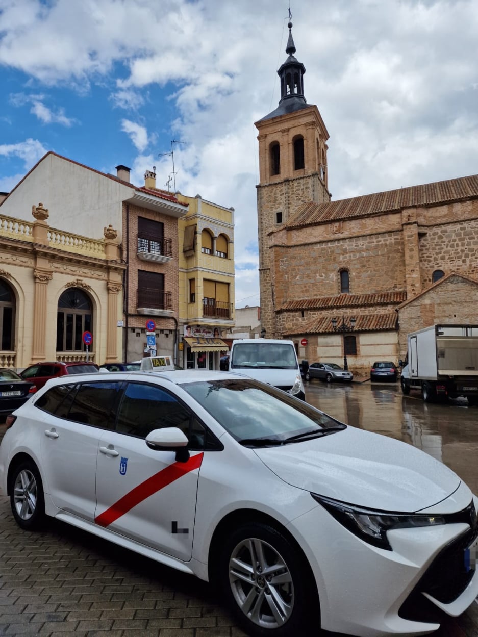 teléfono taxi arganda del rey